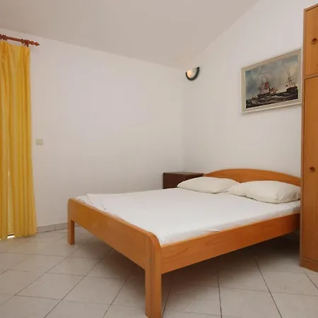 Studio Gradac 6660b *