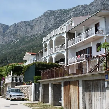 Apartment Studio Gradac 6660b Gradac (Split-Dalmatia)
